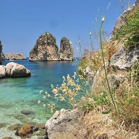 Holiday home Case Vacanza Verdeblu Valderice